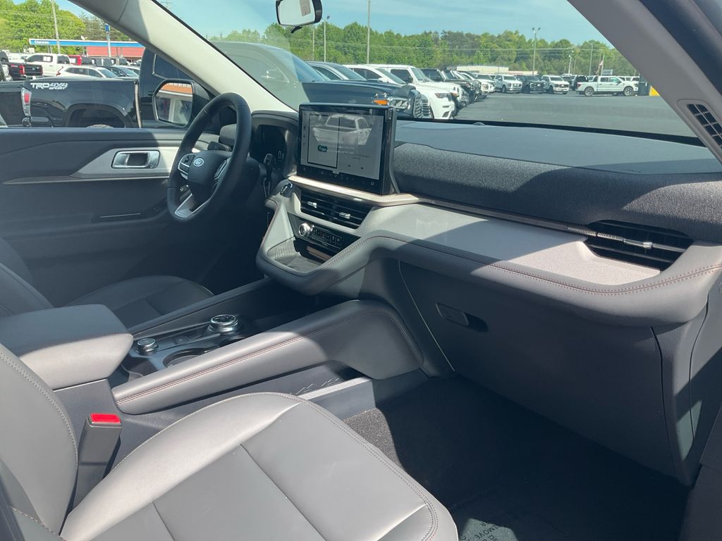 New 2026 Ford Explorer - photo 13