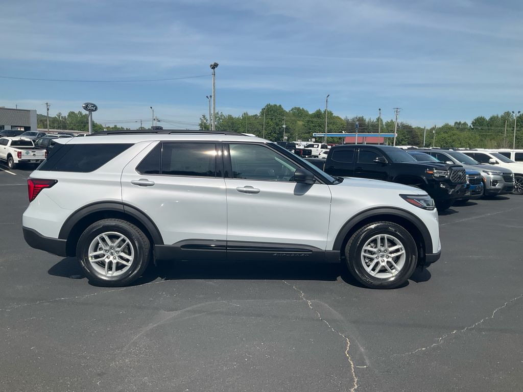 New 2026 Ford Explorer - photo 8