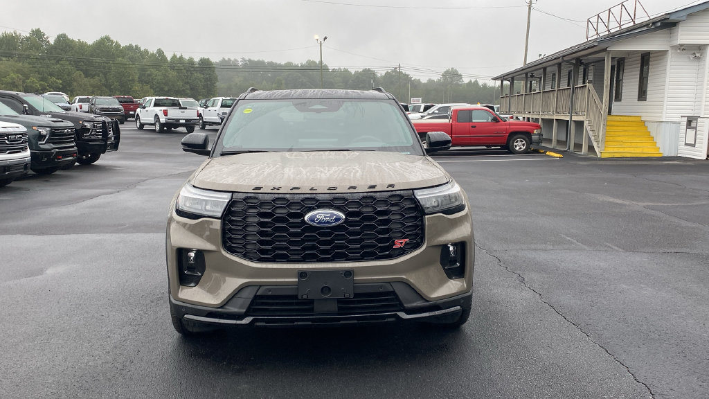 New 2026 Ford Explorer - photo 2