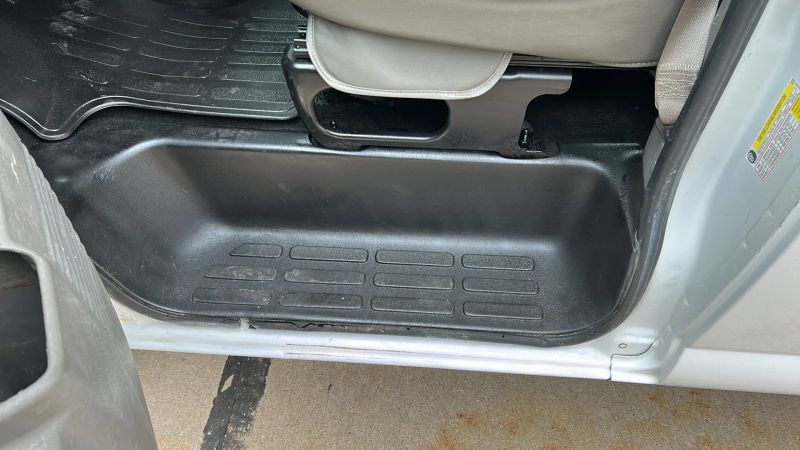 Used 2019 Chevrolet Express 3500 - photo 42