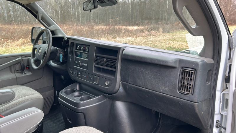 Used 2019 Chevrolet Express 3500 - photo 62