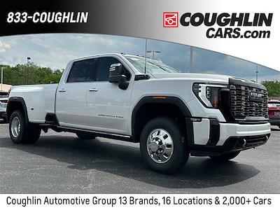 New 2025 GMC Sierra 3500 Denali Ultimate Crew Cab 4x4 Pickup for sale #CC10486 - photo 1