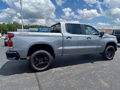 New 2025 Chevrolet Silverado 1500 LT Crew Cab 4x4 Pickup for sale #CC10547 - photo 2