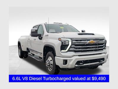 Used 2024 Chevrolet Silverado 3500 - photo 1