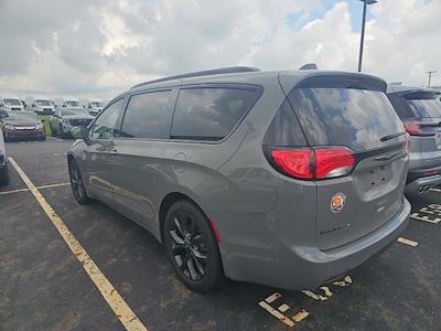 2020 Chrysler Pacifica FWD Minivan for sale #CF1879A - photo 2