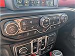 2020 Jeep Gladiator Crew Cab 4x4 Pickup for sale #CV3269B - photo 22