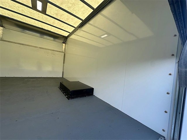 New 2024 Ford E-450 - photo 15