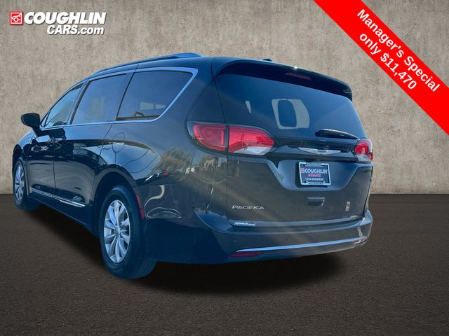 Used 2019 Chrysler Pacifica - photo 2
