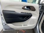 2017 Chrysler Pacifica FWD Minivan for sale #FU11534A - photo 11