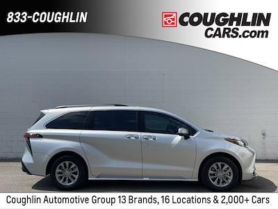 2022 Toyota Sienna FWD Minivan for sale #HF3191A - photo 1