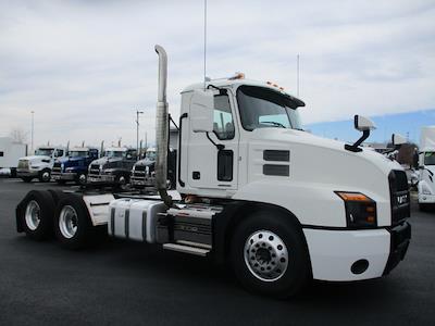Used 2022 Mack Anthem Mack MP8 Semi Truck for sale #1M1AN4GY2NM024583 - photo 1