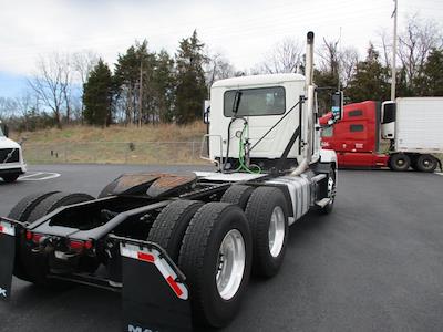 Used 2022 Mack Anthem Mack MP8 Semi Truck for sale #1M1AN4GY2NM024583 - photo 2