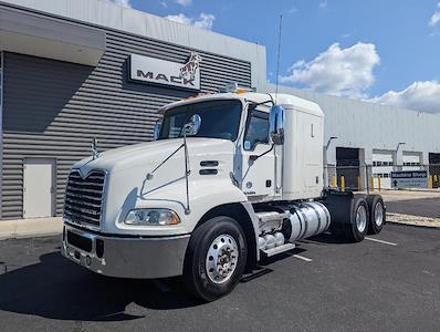 Used 2018 Mack CXU613 Mack Semi Truck for sale #1M1AW02Y3JM086081 - photo 1