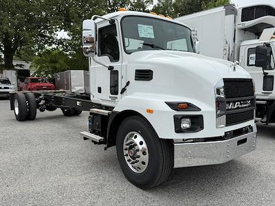 New 2026 Mack MD6 Cab Chassis for sale #1M2MDBAA0TS078386 - photo 1