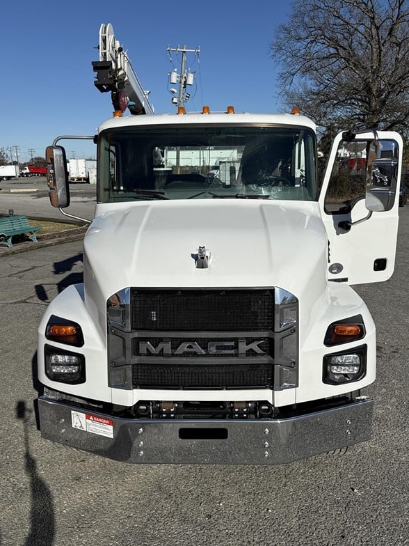 Used 2023 Mack MD6 - photo 27