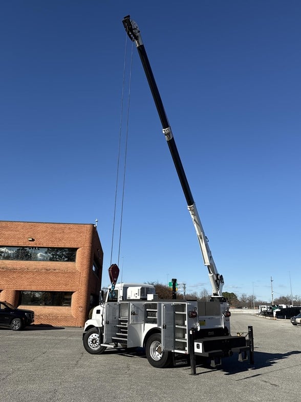 Used 2023 Mack MD6 - photo 32