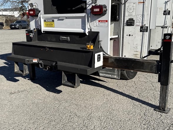 Used 2023 Mack MD6 - photo 6