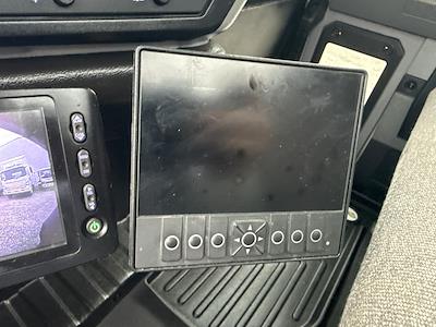 Used 2024 Mack MD6 - photo 1