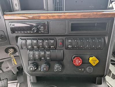 Used 2020 International LT - photo 1