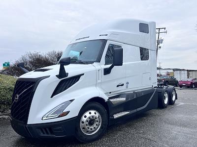 New 2026 Volvo VNL - photo 1