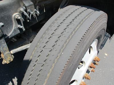 Used 2018 Volvo VHD - photo 1