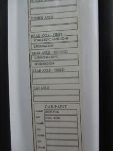 Used 2021 Volvo VNL - photo 1