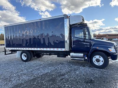 Used 2021 Hino 268A - photo 1