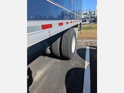 Used 2021 Hino 268A - photo 1