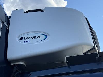 Used 2021 Hino 268A - photo 1