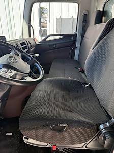 Used 2021 Hino 268A - photo 1