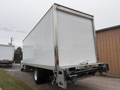 Used 2019 Hino 268A - photo 1