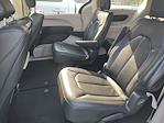 Used 2017 Chrysler Pacifica Minivan thumbnail 4