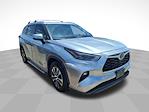2022 Toyota Highlander FWD SUV for sale #LRC5287163A - photo 3