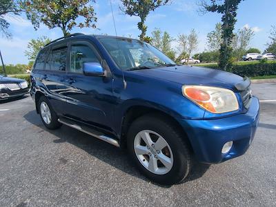 2005 Toyota RAV4 4x4 SUV for sale #P052223B - photo 1