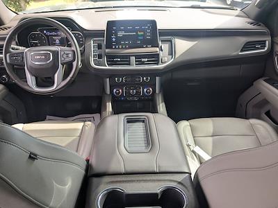 Used 2021 GMC Yukon - photo 1