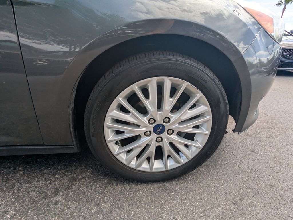 Used 2017 Ford Focus - photo 28