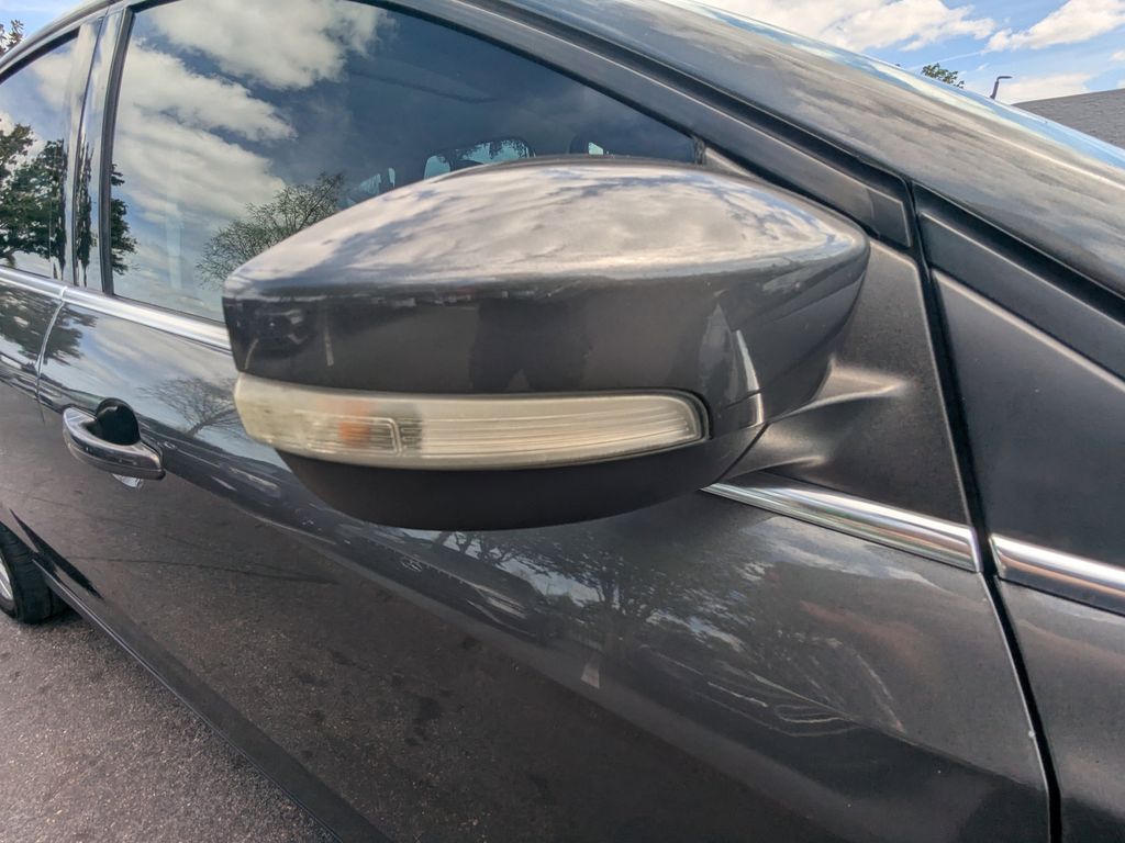 Used 2017 Ford Focus - photo 29