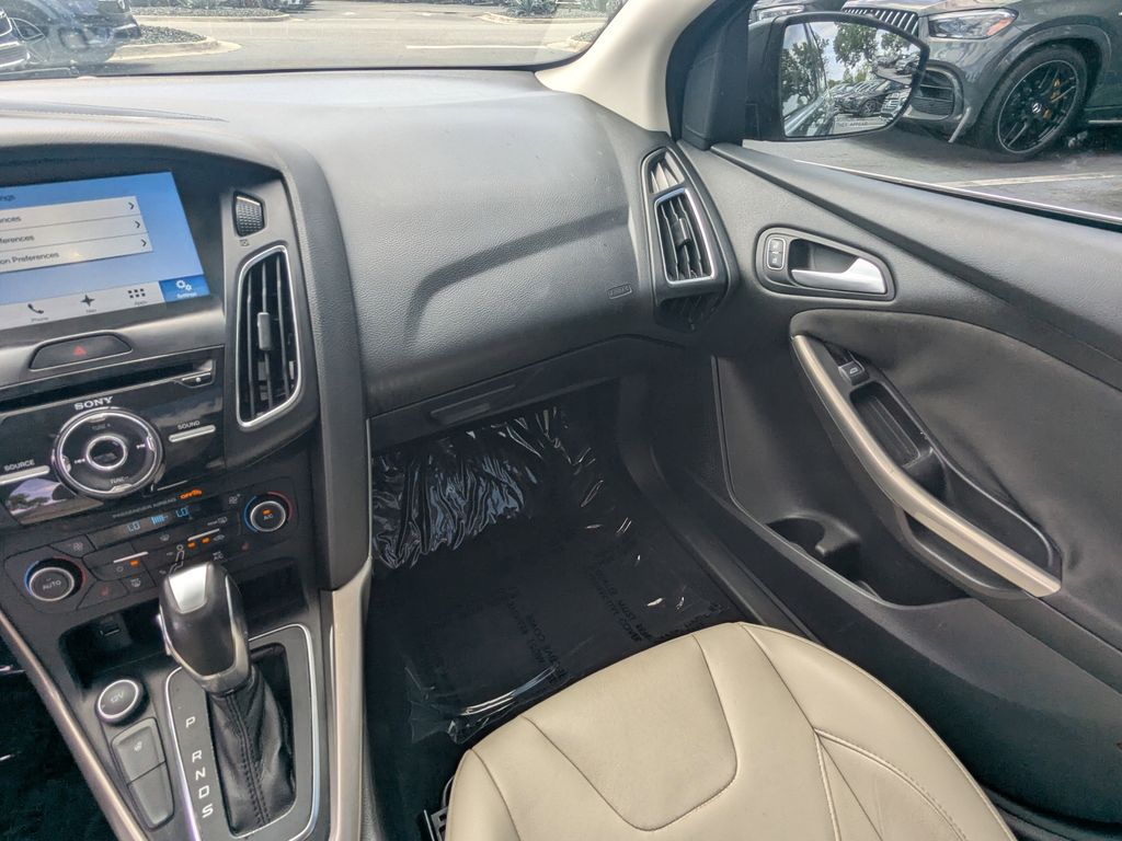 Used 2017 Ford Focus - photo 7