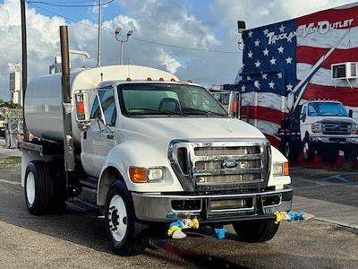 Used 2015 Ford F-750 2000 Water Truck for sale #000350 - photo 1