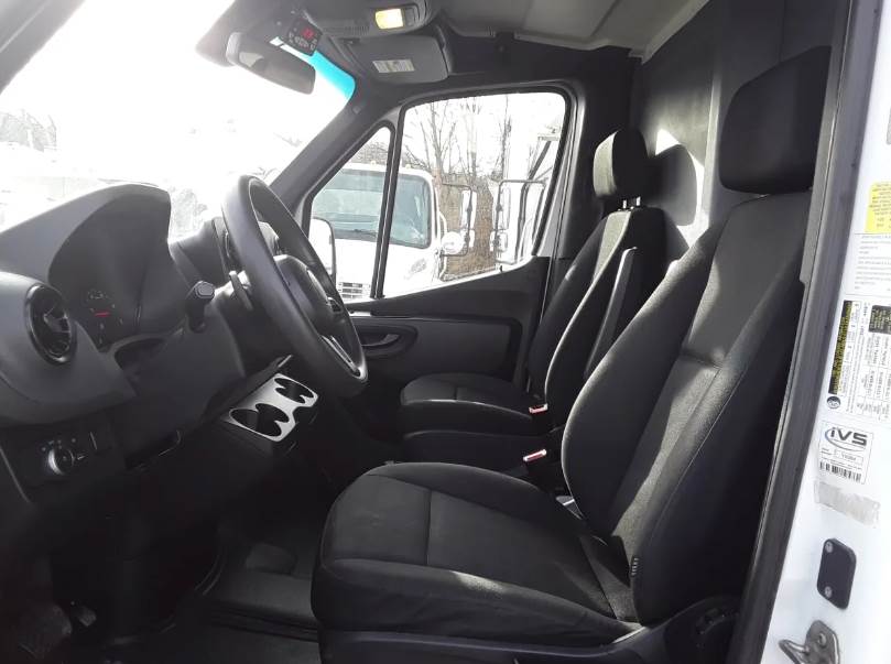 Used 2019 Freightliner Sprinter 3500 - photo 9
