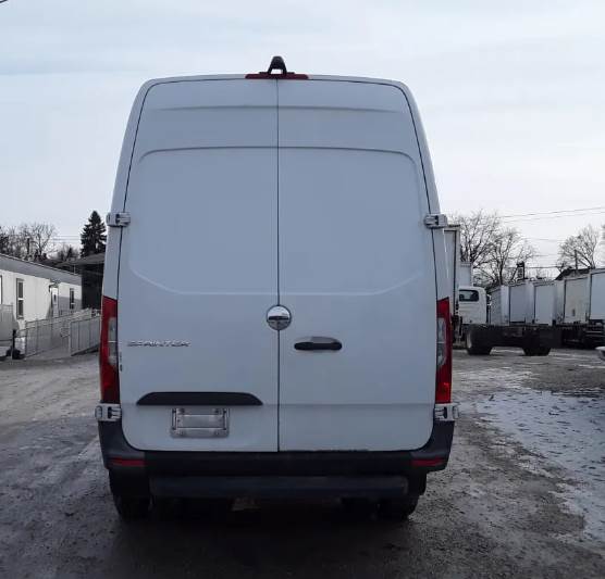 Used 2019 Freightliner Sprinter 3500 - photo 7