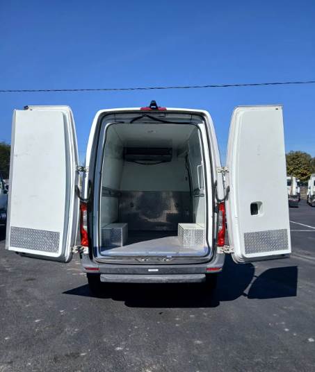 Used 2019 Freightliner Sprinter 3500 - photo 10