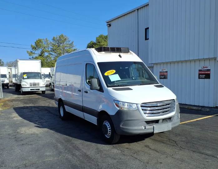 Used 2019 Freightliner Sprinter 3500 - photo 1