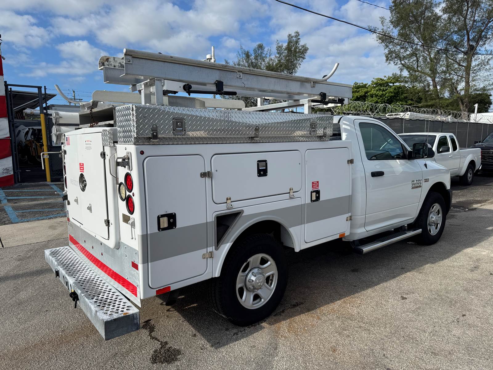 Used 2016 Ram 3500 - photo 16