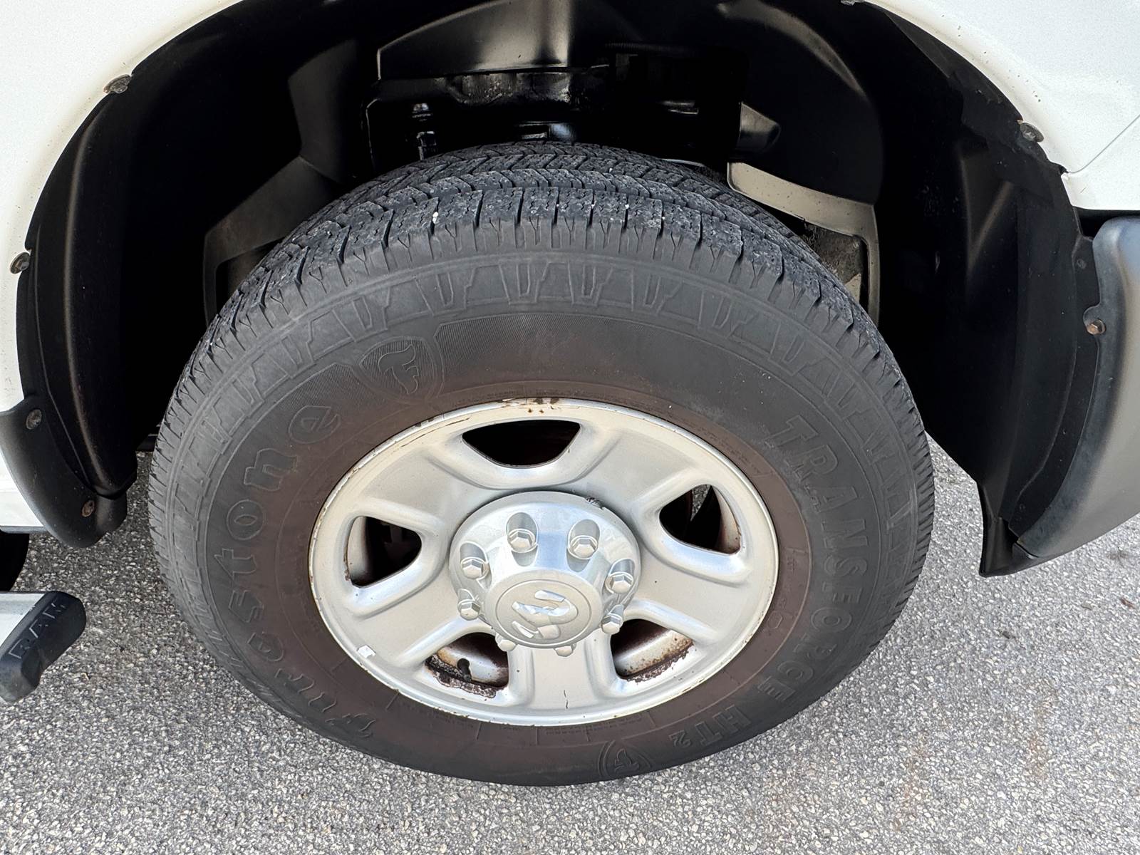 Used 2016 Ram 3500 - photo 40