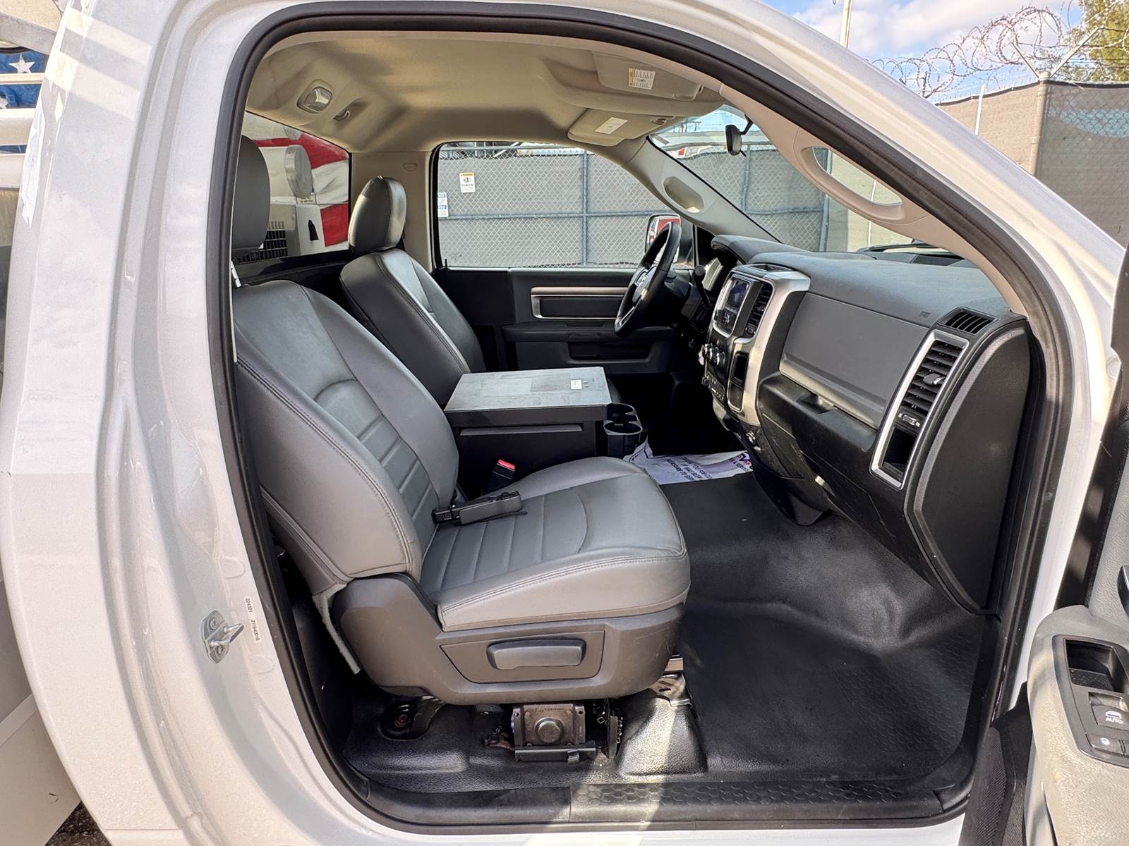 Used 2016 Ram 3500 - photo 53