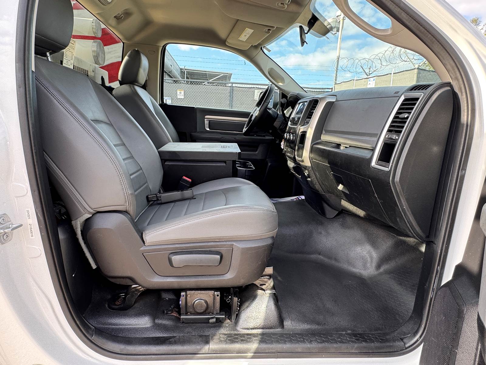 Used 2016 Ram 3500 - photo 56