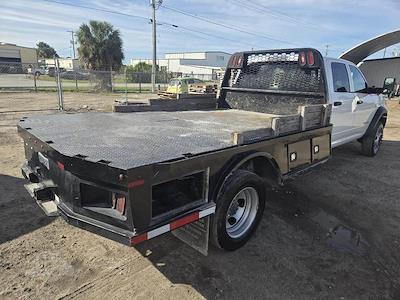 Used 2022 Ram 5500 Crew Cab Flatbed Truck for sale #215716 - photo 2
