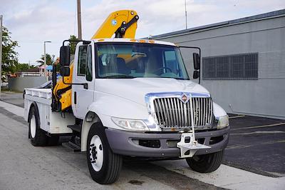 Used 2018 International DuraStar 4300 Altec Industries Inc. Crane Body for sale #420943 - photo 1
