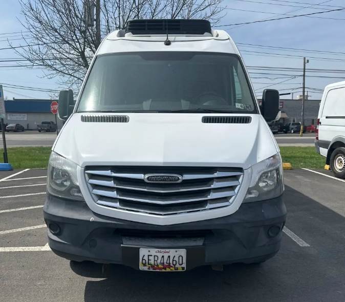 Used 2019 Freightliner Sprinter 3500 - photo 5